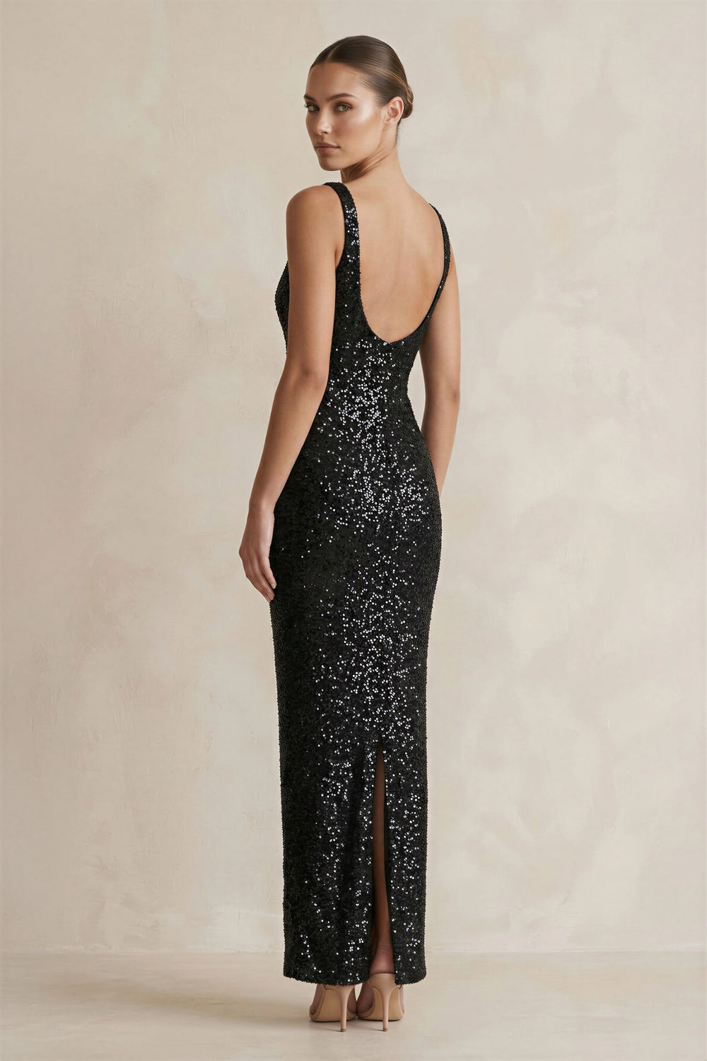 Sequins Scoop Neck Maxi Dress in Black