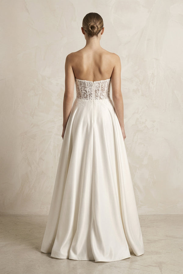 Sweetheart Corset Lace A - Line Satin Wedding Dress With Slit in White - SHE IS ME Wedding Dresses